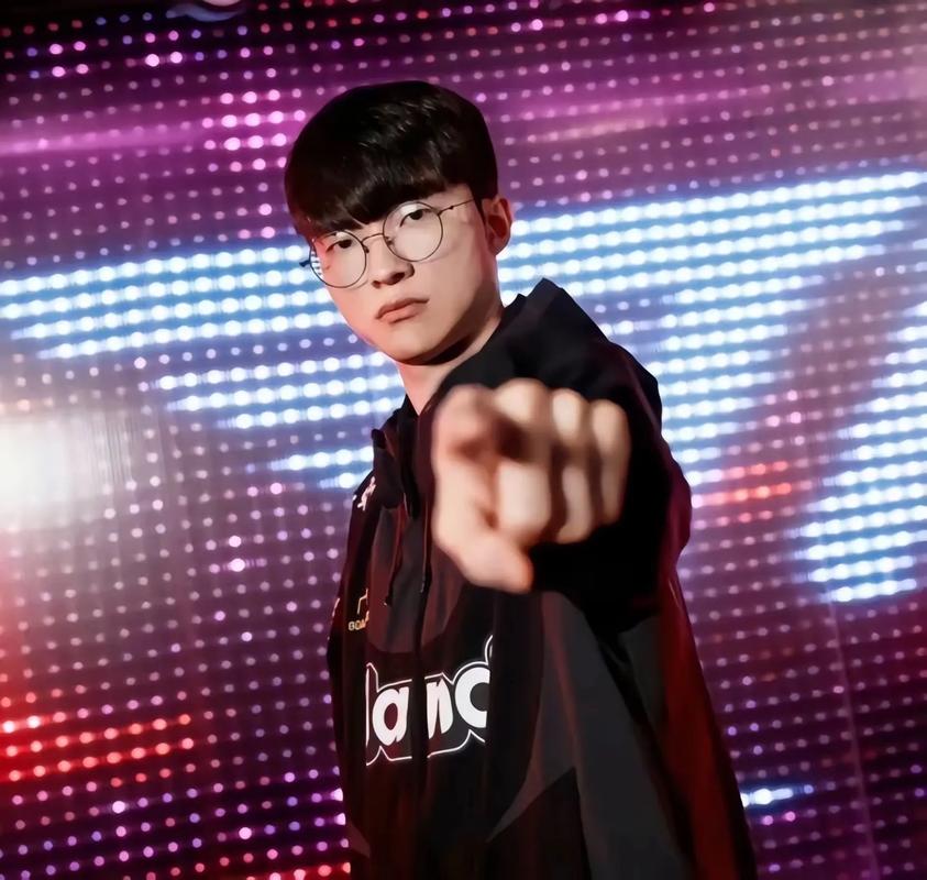 Hanwha Life Esports 击败 DRX ， DN Freecs 在 LCK 2025 赛季取得首场胜利