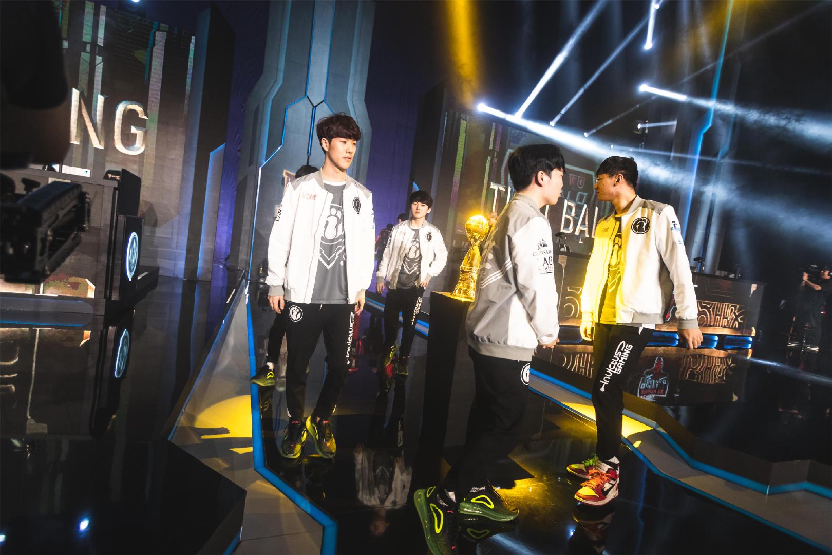 LPL经理笔记：TT时隔495天再次闯入季后赛，Beichuan多数据第一